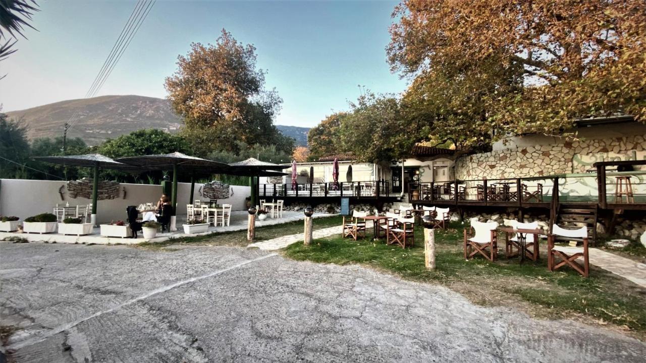 Steinturm Mit Dach-Terrasse Zwischen Fluss, Meer Und Gebirge- Spiti Pirgos Paralia Sergoulas Dış mekan fotoğraf